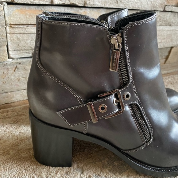 Aquatalia Gray Leather Heeled Ankle Boots Booties Moto Buckle: 12 - Picture 2 of 10